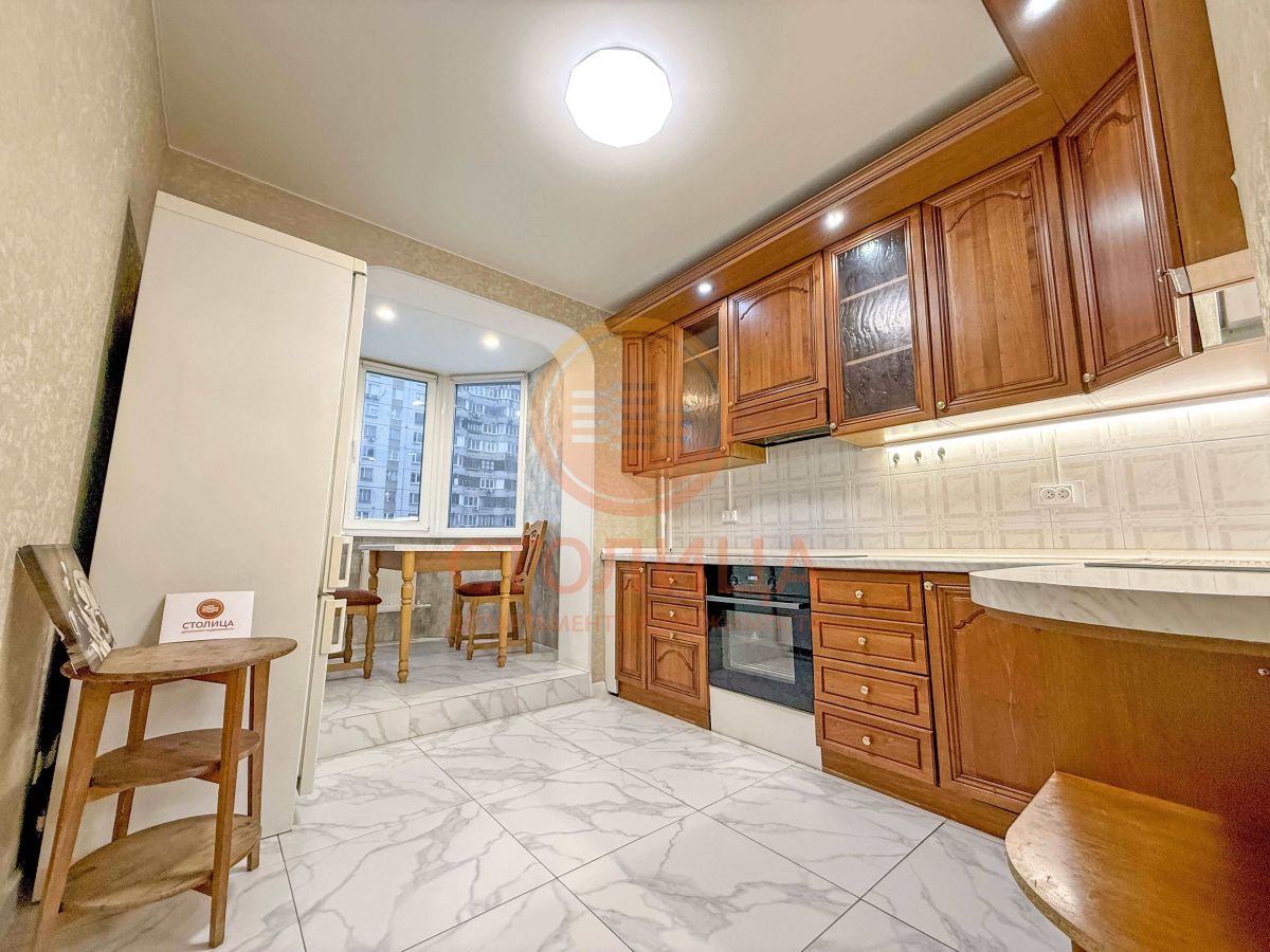 Снять 4-комнатную квартиру