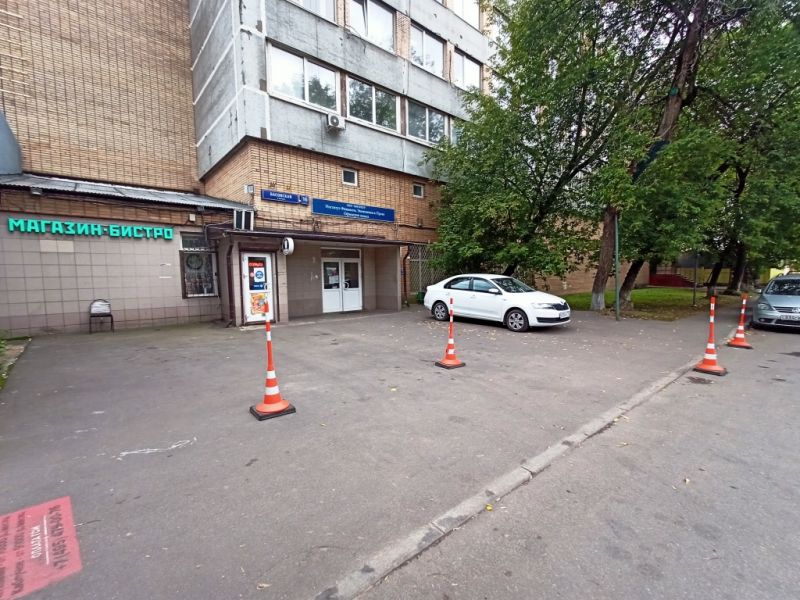 Снять  коммерческую недвижимость