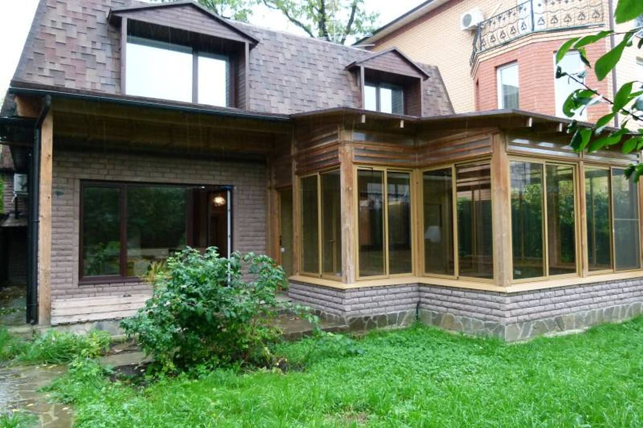 Снять  коттедж