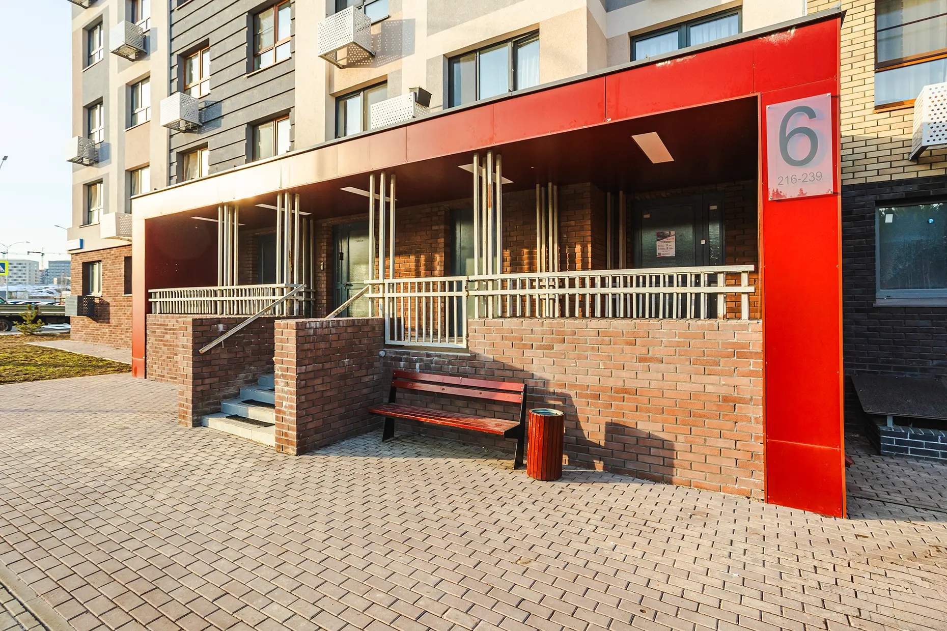 Снять  помещение свободного назначения