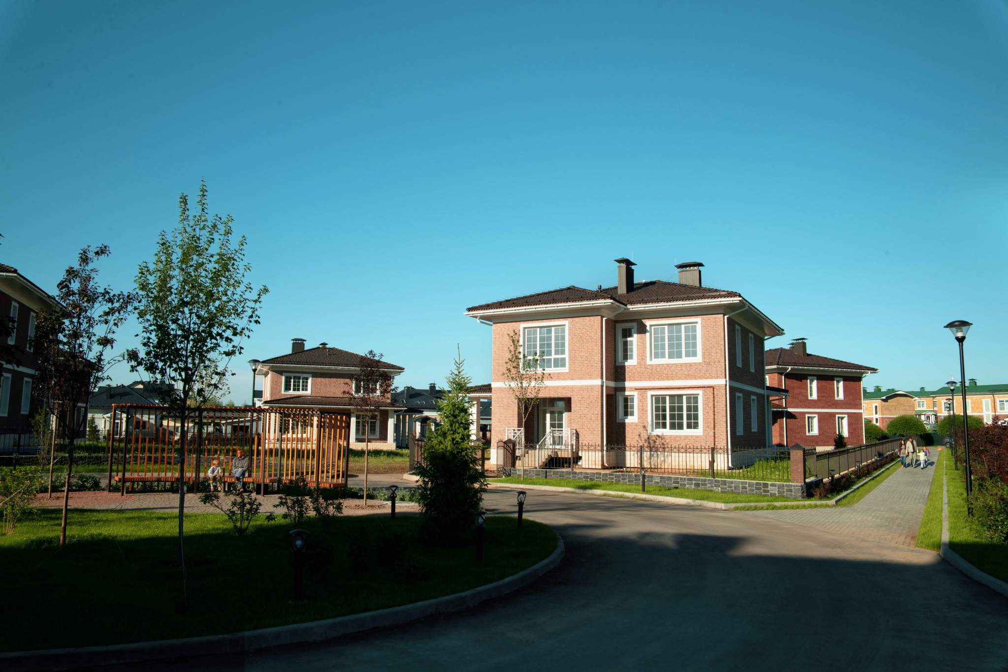 Купить  коттедж