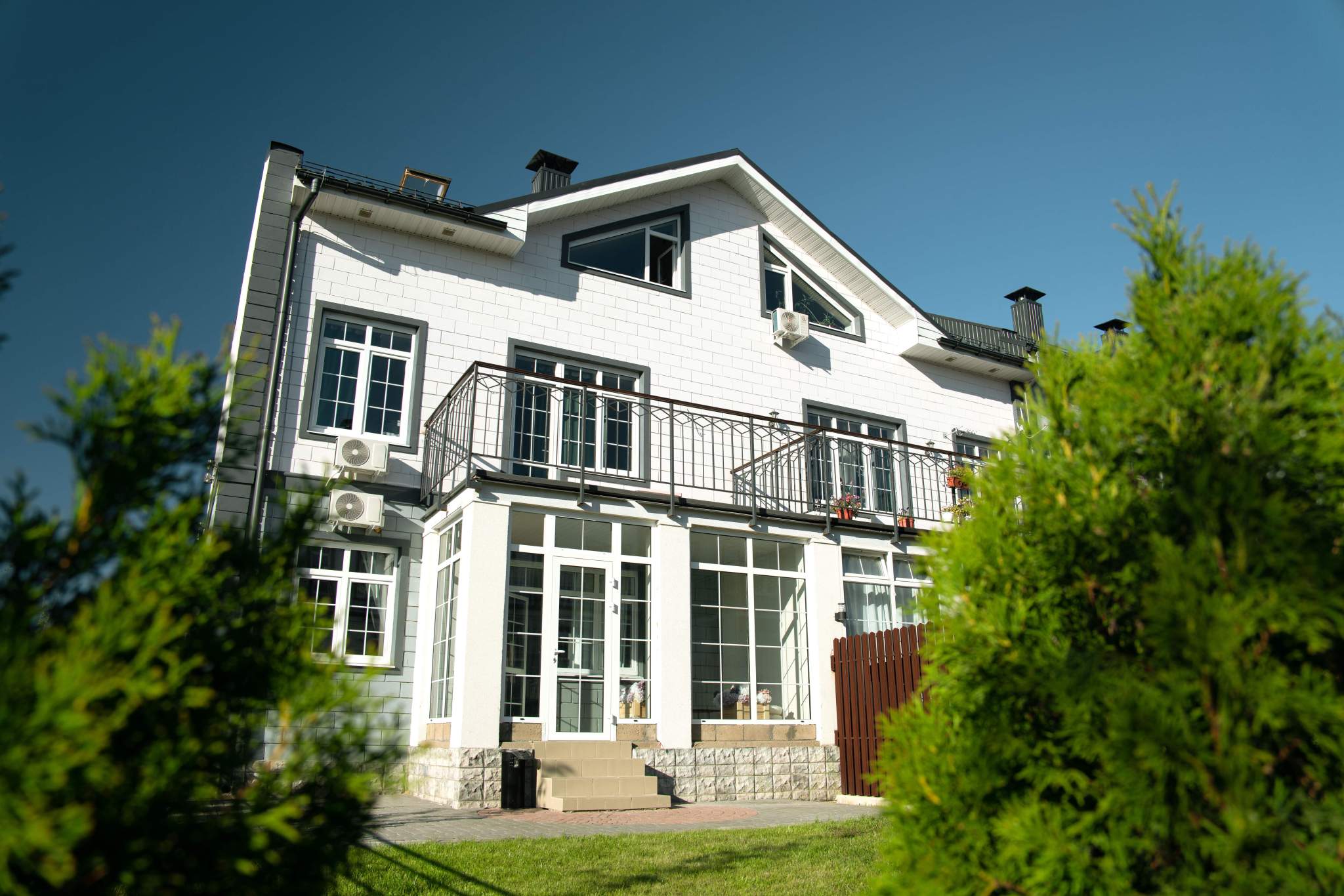 Купить  коттедж