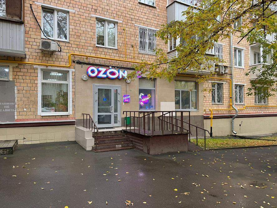 Снять  торговое помещение