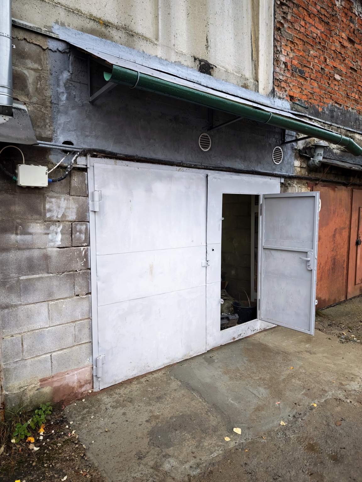 Купить  гараж