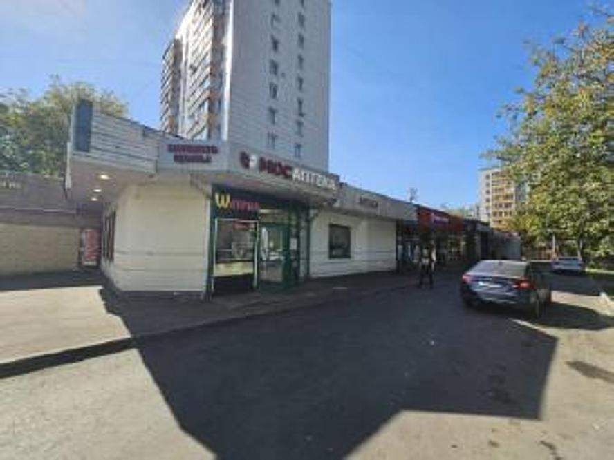 Снять  торговое помещение