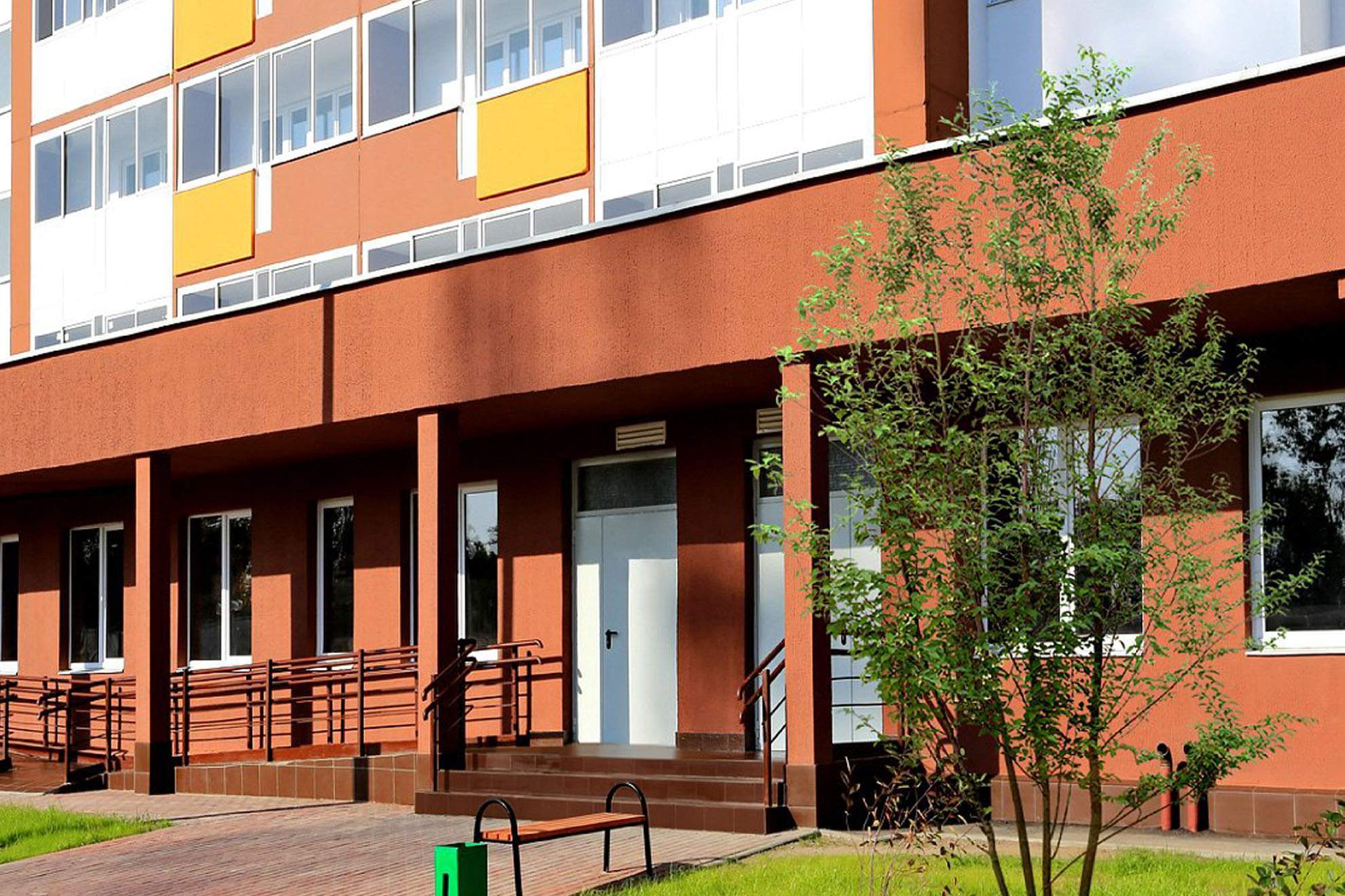 Снять  помещение свободного назначения