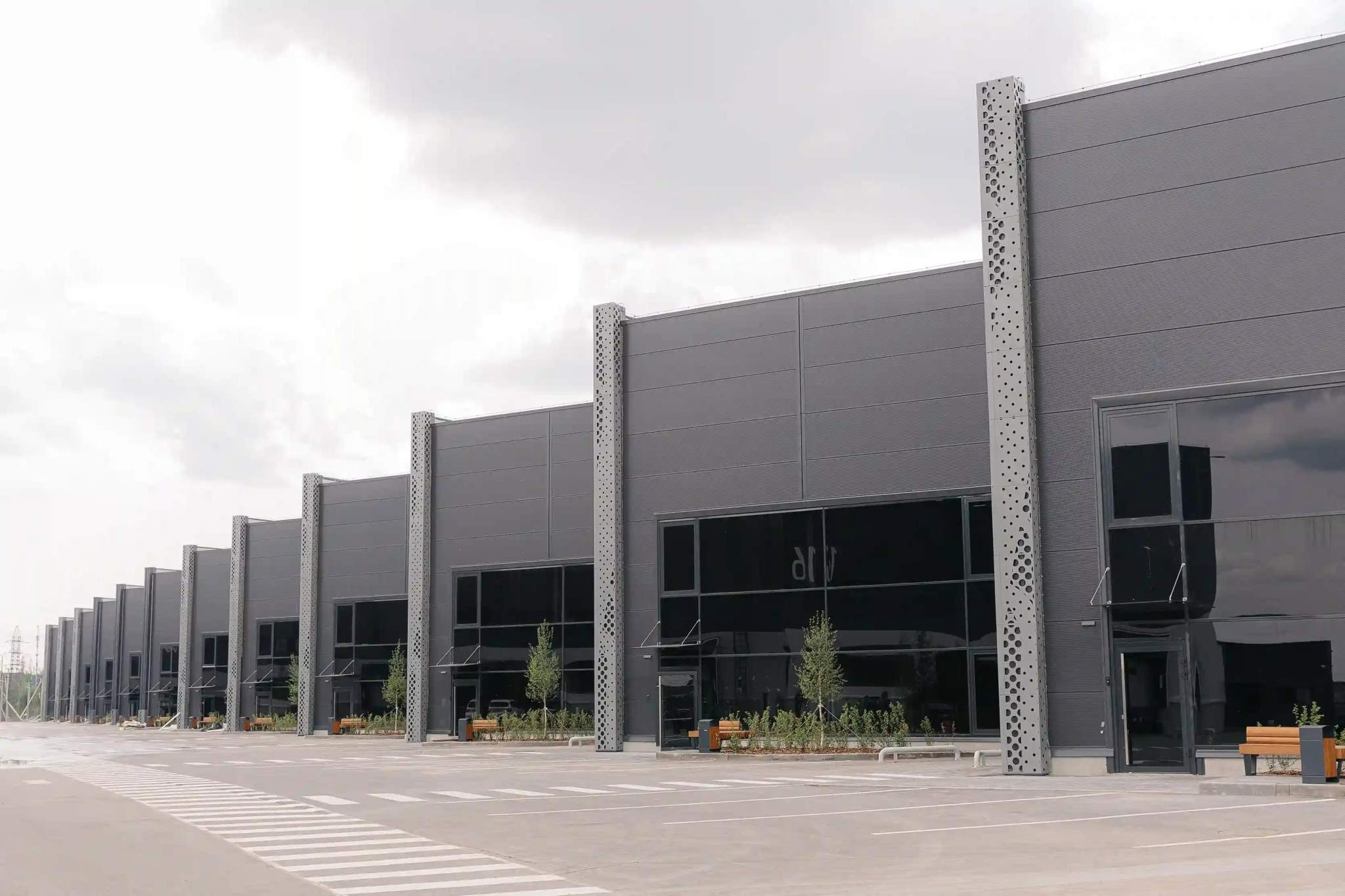 Снять  производство