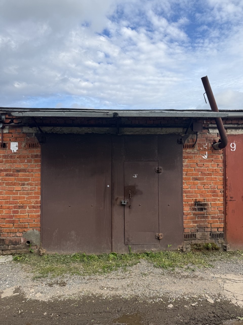 Купить  гараж
