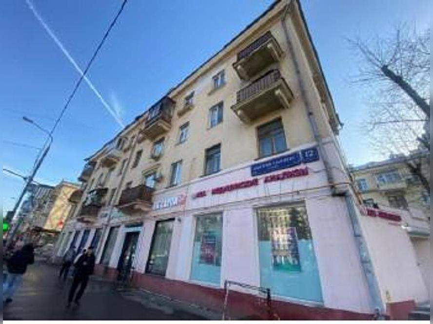 Снять  торговое помещение