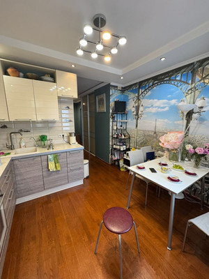 Купить 4-комнатную квартиру