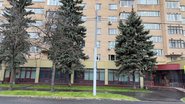 Снять  торговое помещение