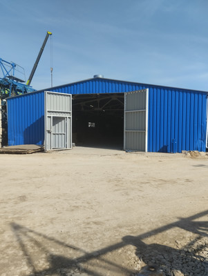 Снять  помещение свободного назначения