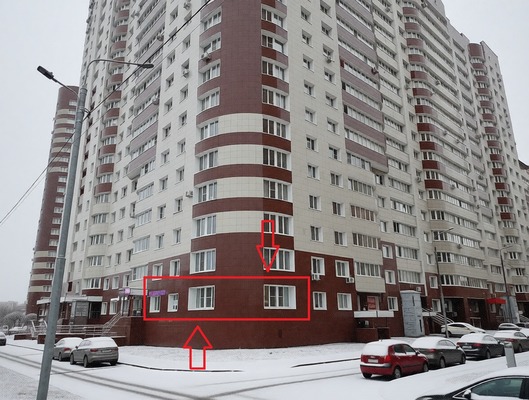 Снять  помещение свободного назначения