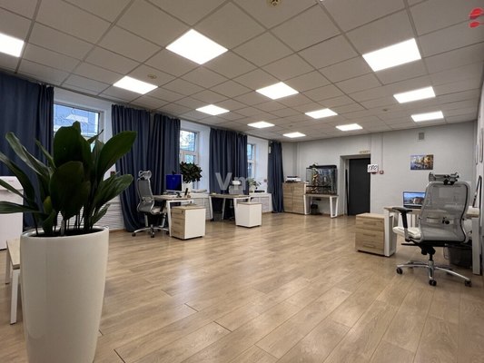 Снять  помещение свободного назначения