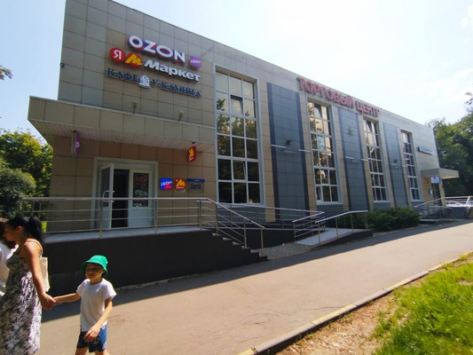 Снять  помещение свободного назначения