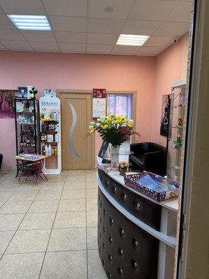 Снять  салон красоты