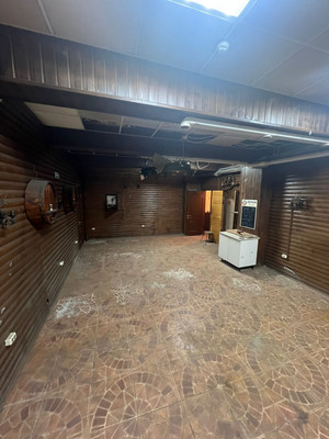 Снять  помещение свободного назначения