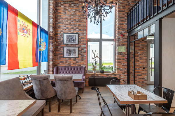 Снять  кафе/ресторан