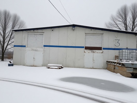 Снять  помещение свободного назначения