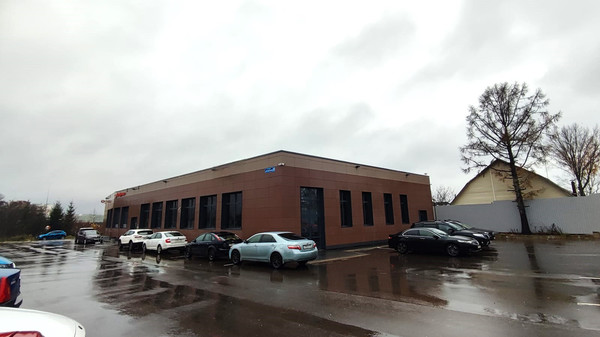 Снять  помещение свободного назначения