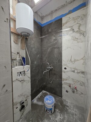 Купить --комнатную квартиру