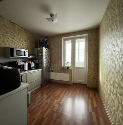 Купить 3-комнатную квартиру