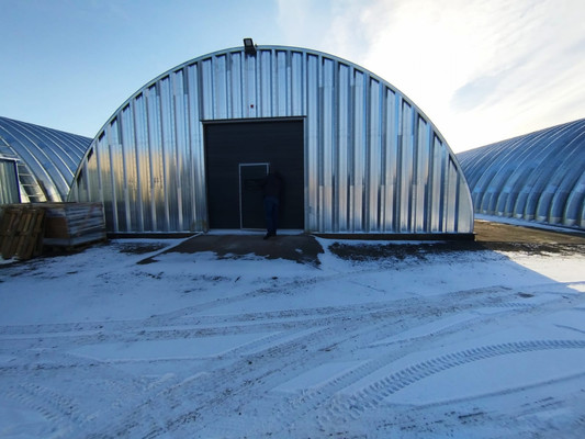 Снять  помещение свободного назначения