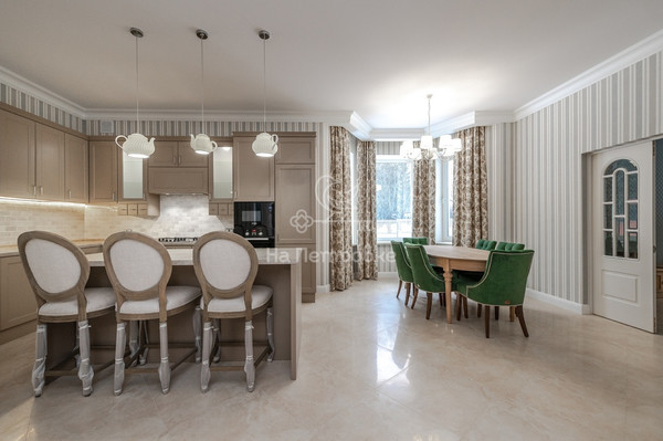 Купить  дом