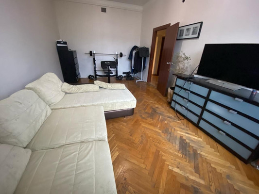 Купить 3-комнатную квартиру