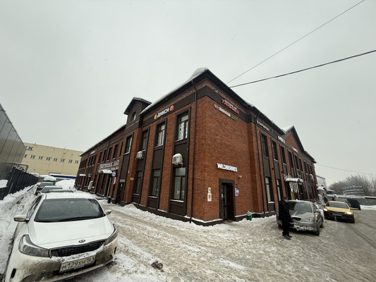 Снять  помещение свободного назначения