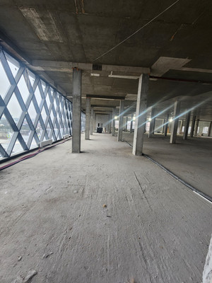 Снять  помещение свободного назначения