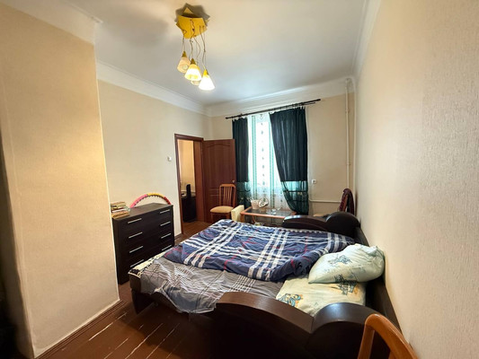 Купить 5-комнатную квартиру