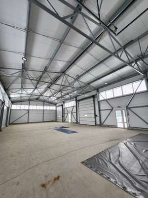 Снять  помещение свободного назначения