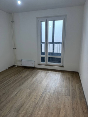 Купить 4-комнатную квартиру