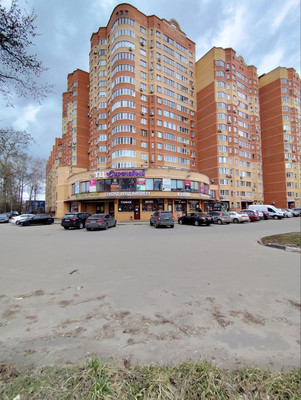 Снять  торговое помещение