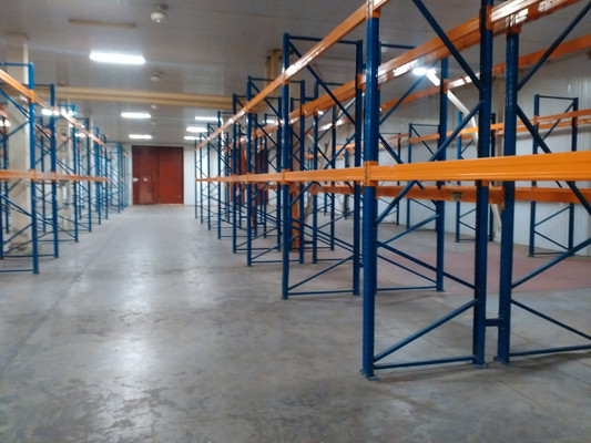 Снять  склад