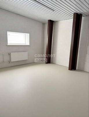 Снять  помещение свободного назначения