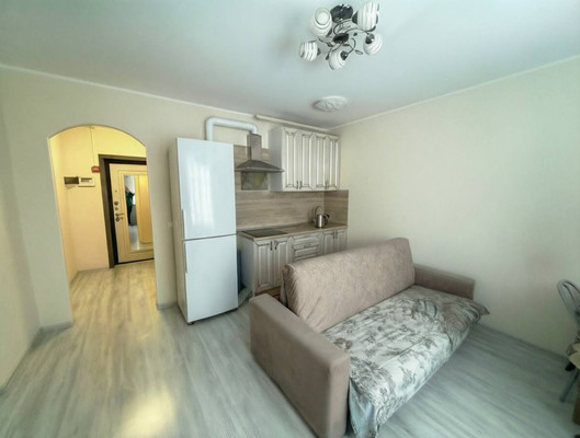 Купить --комнатную квартиру