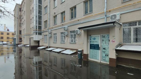 Снять  помещение свободного назначения