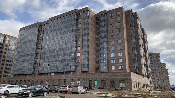 Купить --комнатную квартиру