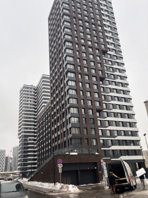 Купить --комнатную квартиру