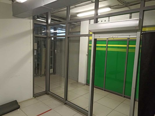 Снять  торговое помещение