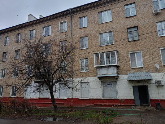 Снять  помещение свободного назначения