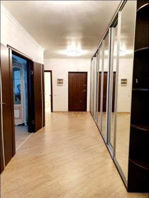 Купить 3-комнатную квартиру