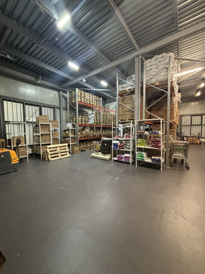 Снять  склад