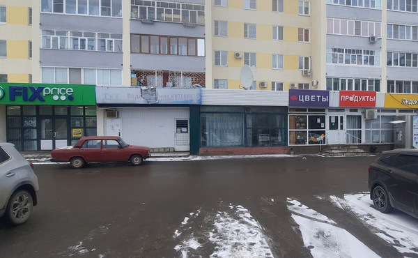 Снять  помещение свободного назначения