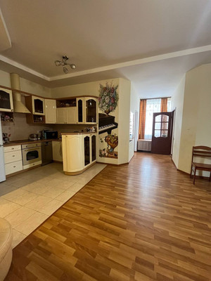 Купить 3-комнатную квартиру