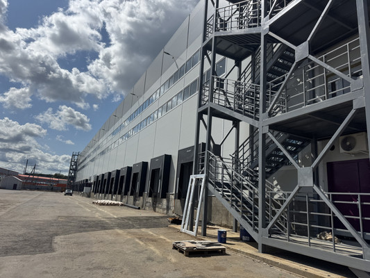 Снять  склад