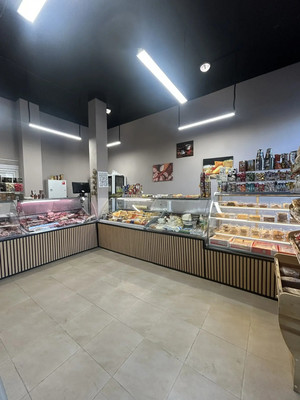 Снять  торговое помещение