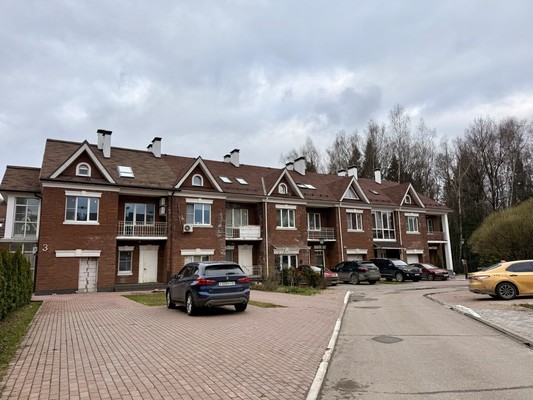 Купить  коттедж